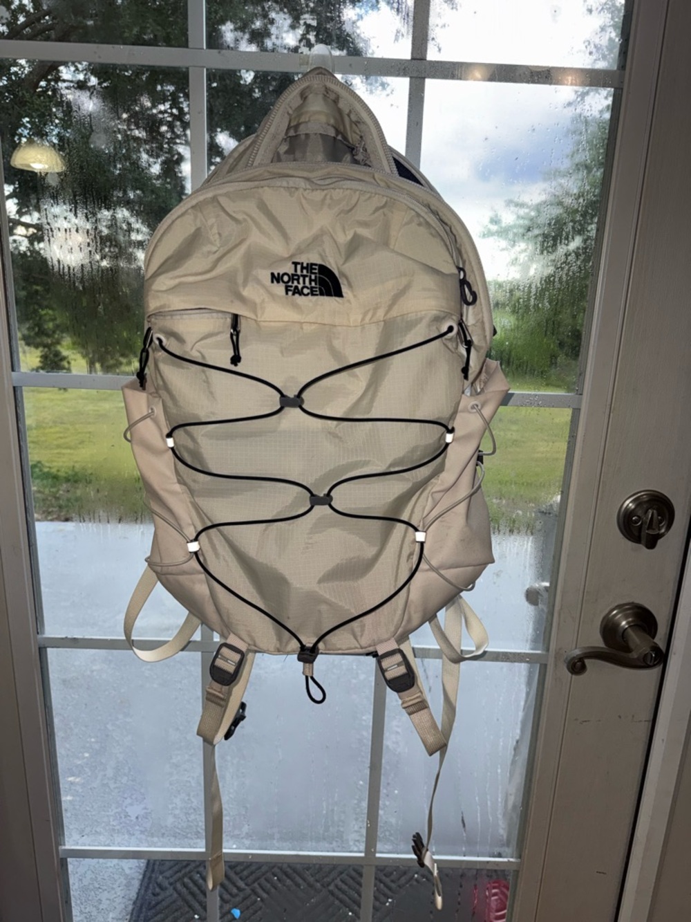 The North Face Cream Backpack - Lightweight Outdoor Daypack